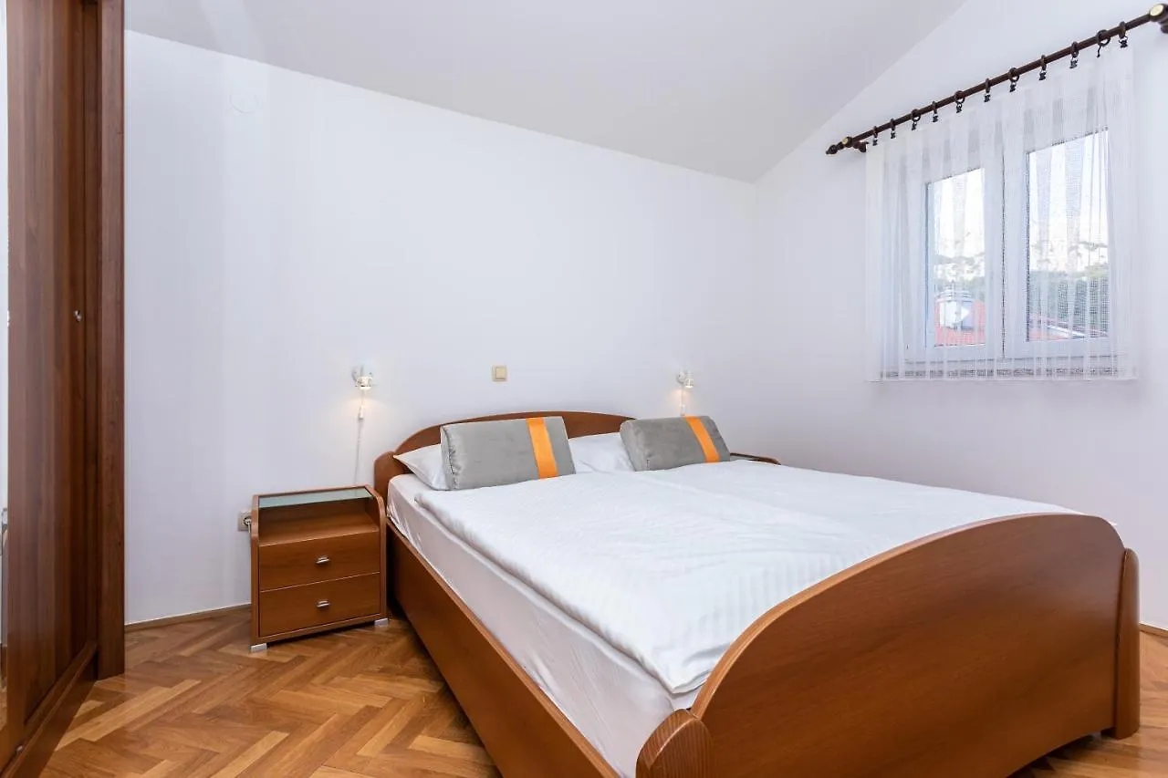 Apartments Crnekovic II Popa Dorcica Baška